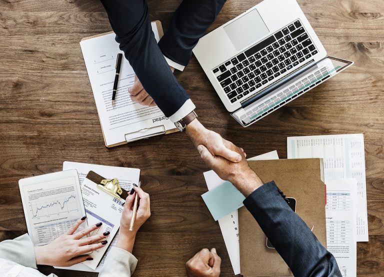 Partenariat avec une agence web française